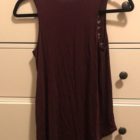 AE Tank Top - Picture 2 of 4